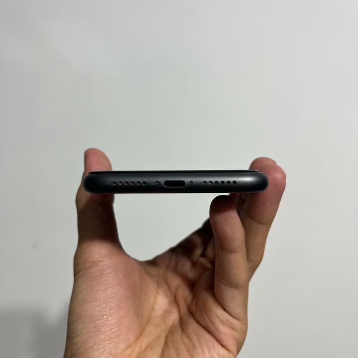 iPhone 11 Black 128ГБ