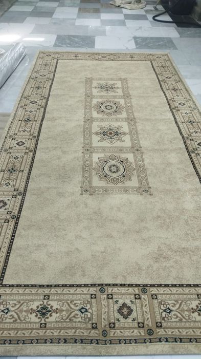 Ковёр      400×250