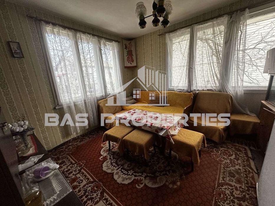 Продава се Къща в с. Бистрица, Област София-град - 232 кв.м за 790 €/кв.м - Снимка #3