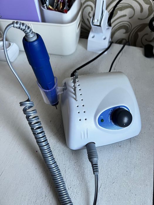 Машинка для маникюра STRONG 210