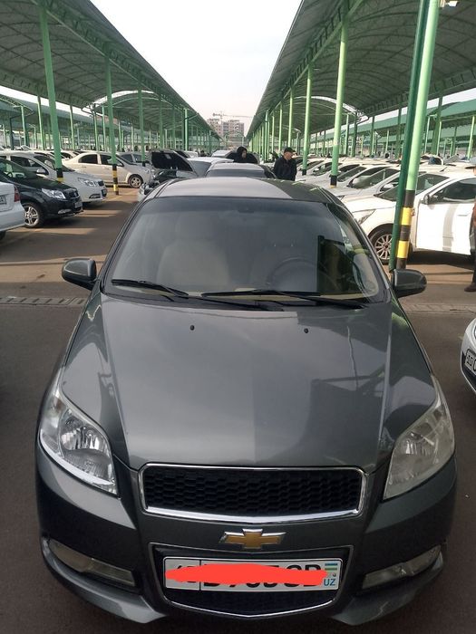 Seriy Nexia 3 sotiladi