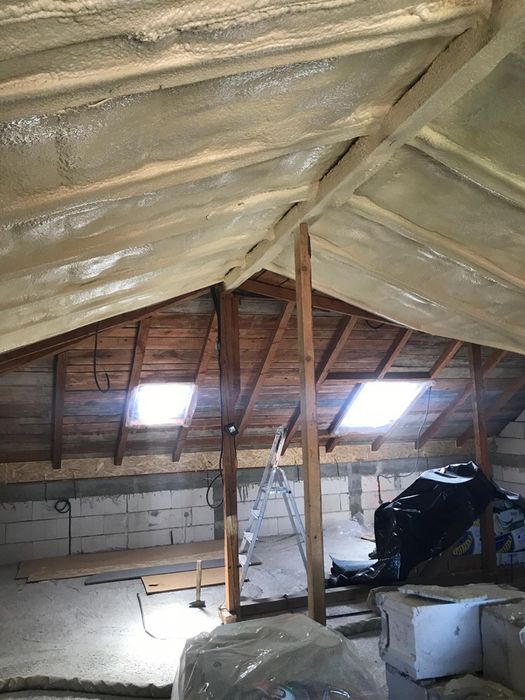 Izolatii spuma poliuretanica,Mansarde,Hale,Terase