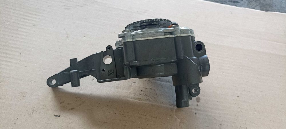 Pompa ulei Mercedes W205 AMG, S W222, E63, C63, W463, 4.0 V8 benzina