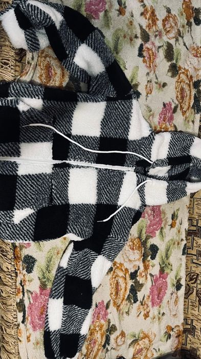 Продам теплую толстовку