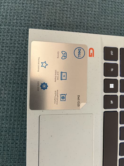 Laptop Gaming Dell G15 5525 Ryzen 7 6800H / RTX 3050 / 16GB / 120Hz