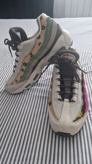 Дсмски маратонки Найк