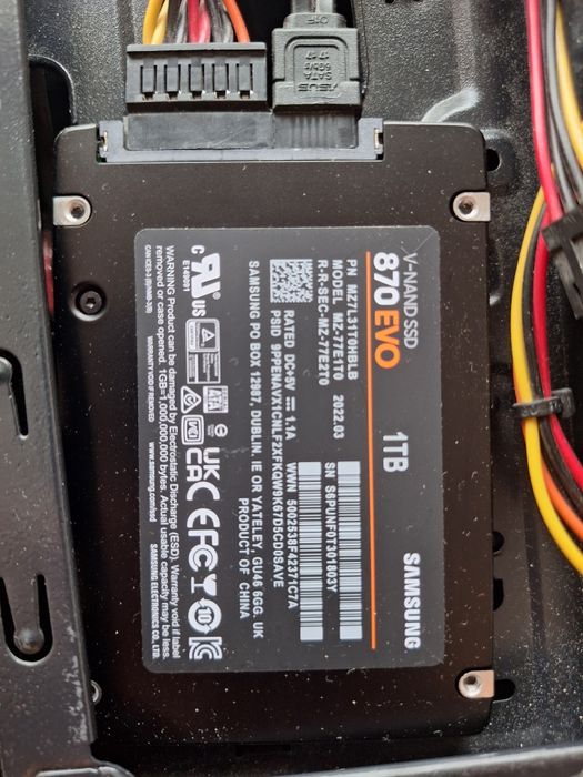 Геймърски компютър GTX 1050 Ti 4GB + Samsung 870 EVO 1TB + Razer комплект