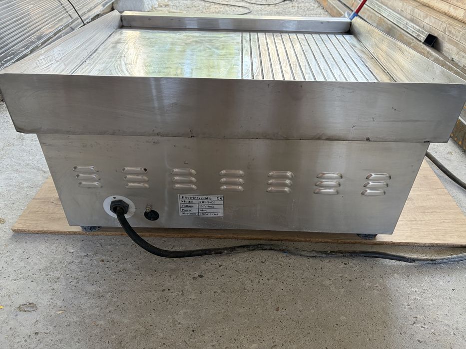 Plita electrica Fry-top profesional electric (Plită/Grătar HoReCa) – Trifazic
