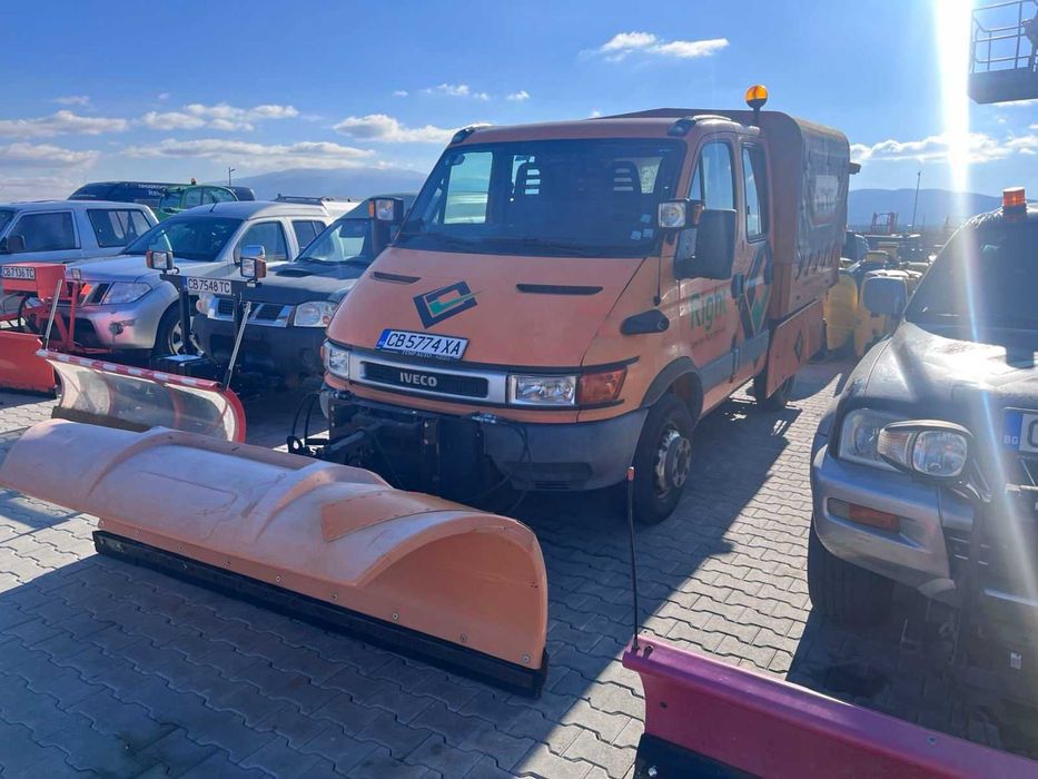 Товарен автомобил Iveco Daily