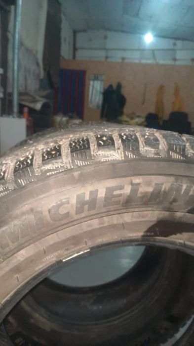 Колеса Мишелин шипованные 285/60 R18