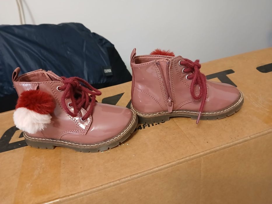 Ghete Zara pentru fete