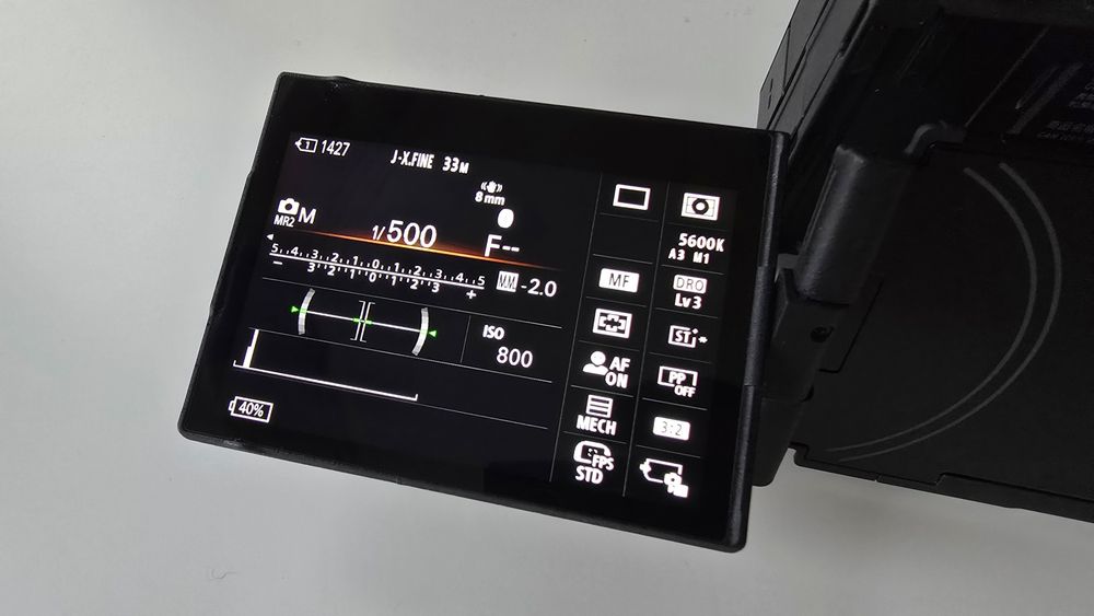 Комплект фотоапарат Sony A7 V + Sony FE 24-70 f/2.8 GM II и аксесоари