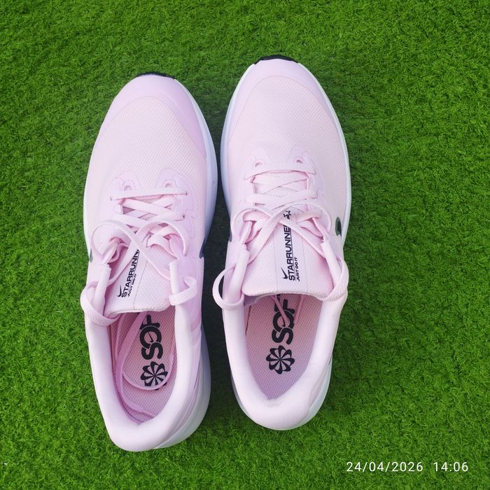 Нови дамски оригинални маратонки Найк номер 39