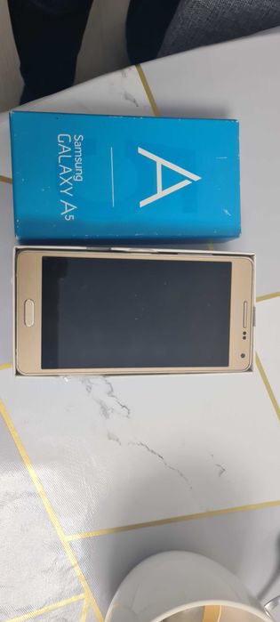 Сотовый телефон Самсунг