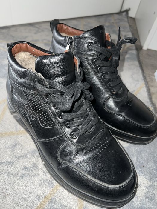 мужский етік сатылады