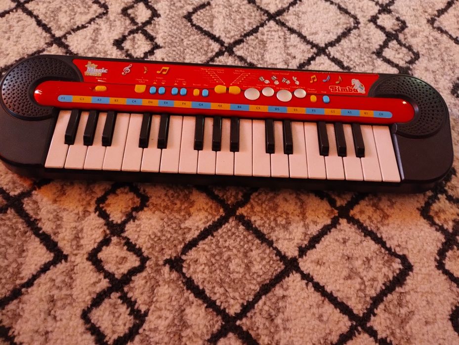 Jucărie orga electronica Simba