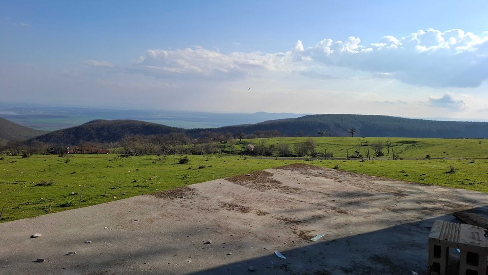 Къща в с.Кошарица, м-ст Плазовец