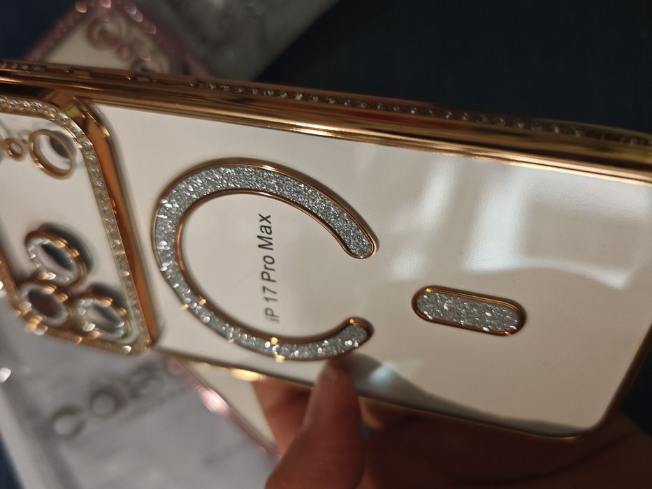 Iphone 17 Pro , iPhone 17 Pro Max Magsafe блестящ гръб