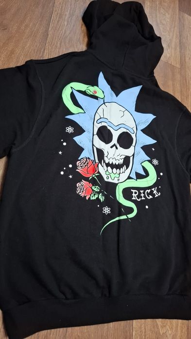 Худи и свитшот Rick and Morty.
