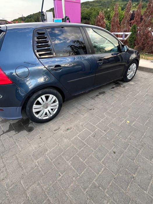 VOLKSWAGEN Golf 2004 — imagine 4