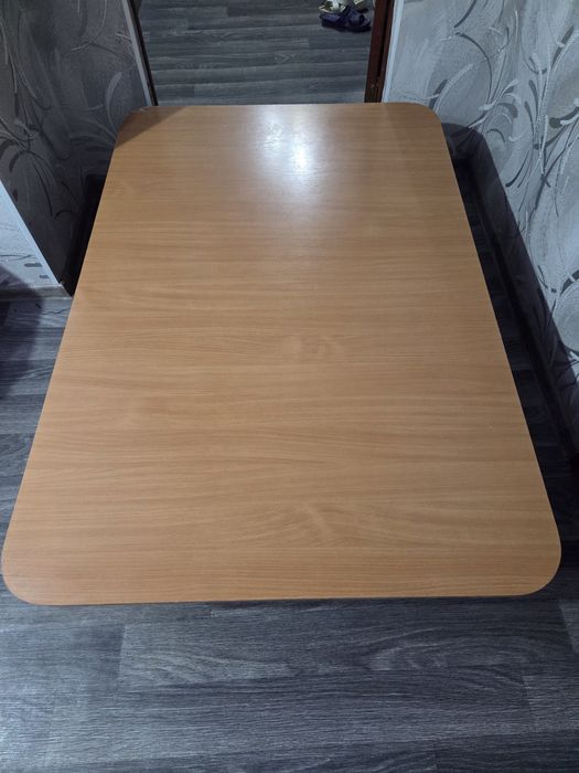 Стол наземный большой