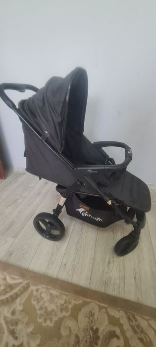 Коляска прогулочная