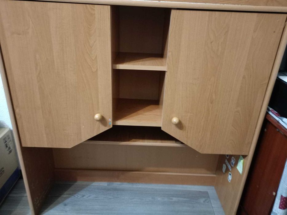 шкаф плательный распашной