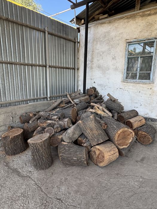 Продам дрова за 15 тыс микрорайон УЖЕТ