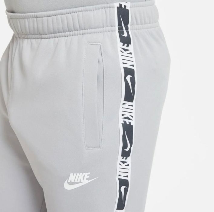 Pantaloni Nike pentru băiat 12-15 ani. Înălțime 147-158 cm