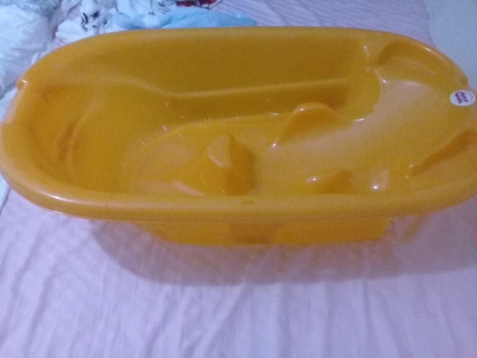 vand cada de baie ergonomica