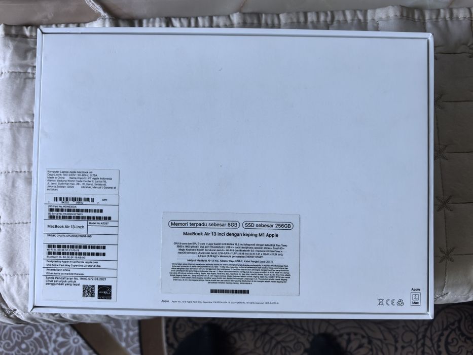 Apple Macbook Air M1