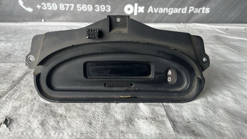 Дисплей Renault Scenic 1