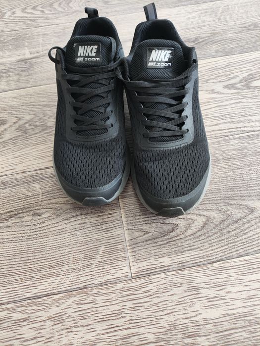 Продам текстильные кроссовки