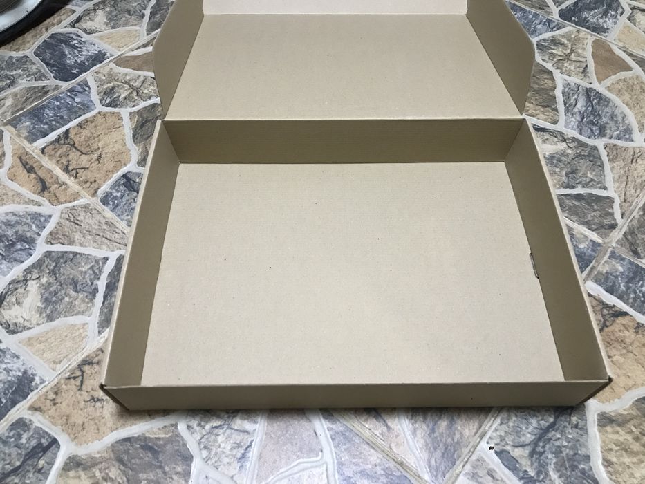 Употребявани картонени кутии