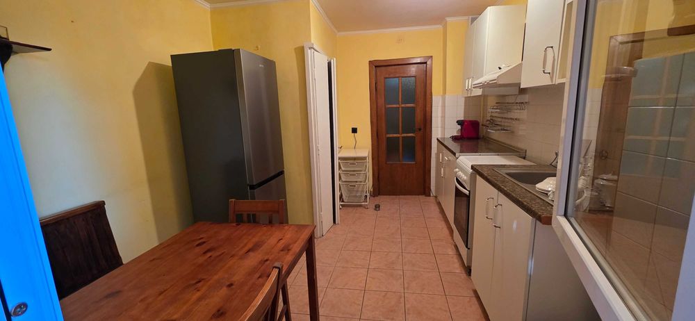 Proprietar-Apartament 3 camere (inchiriere)-linga f-ca de bere