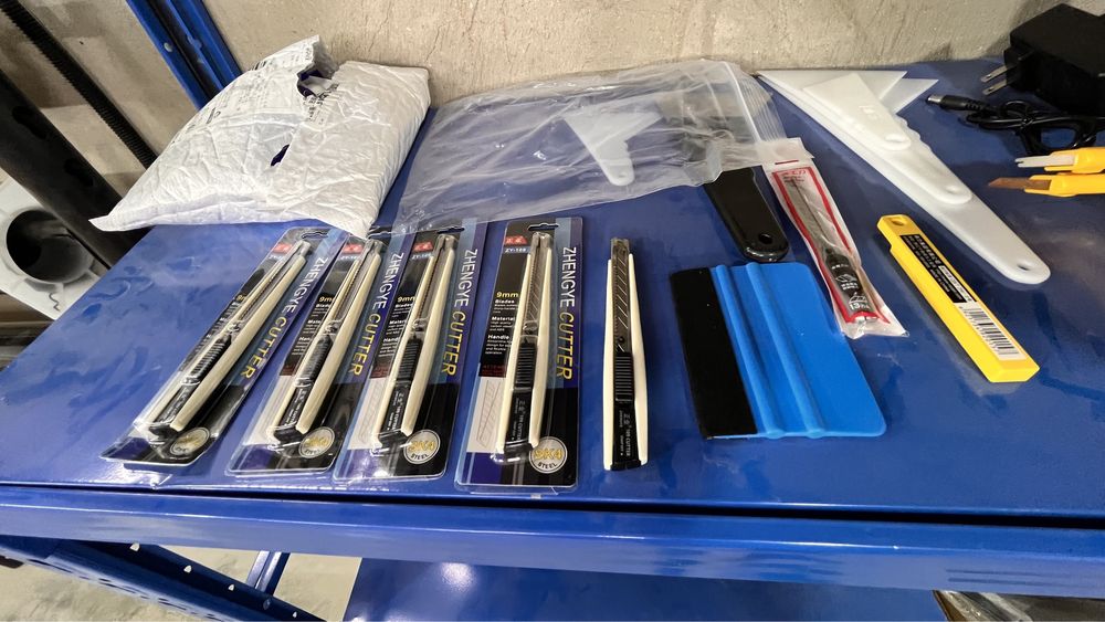 Продам инструментов для тонировки