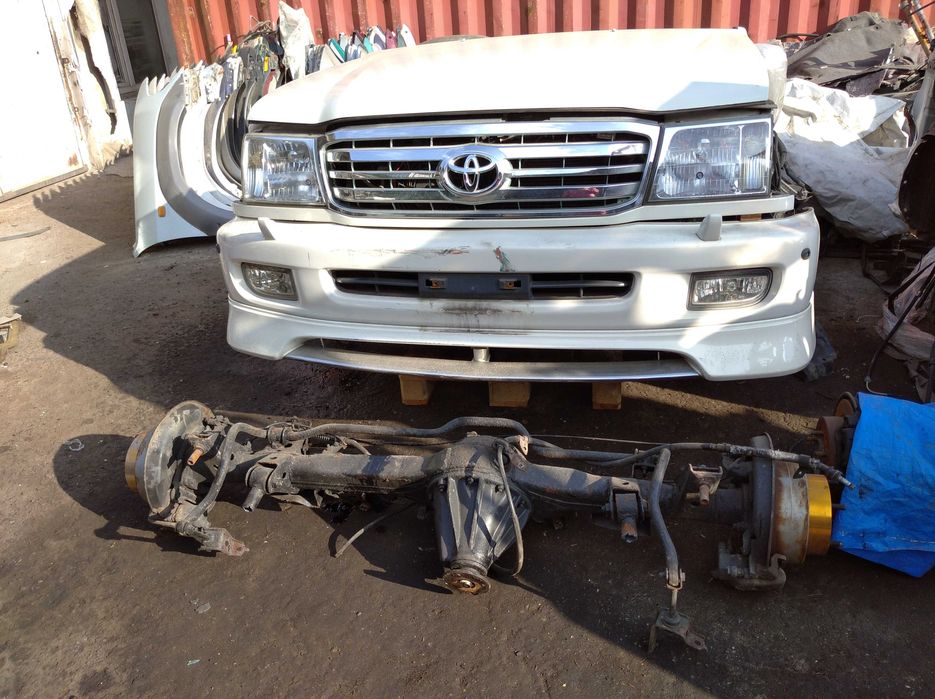 Toyota Land Cruiser 100. 200  авторазбор
