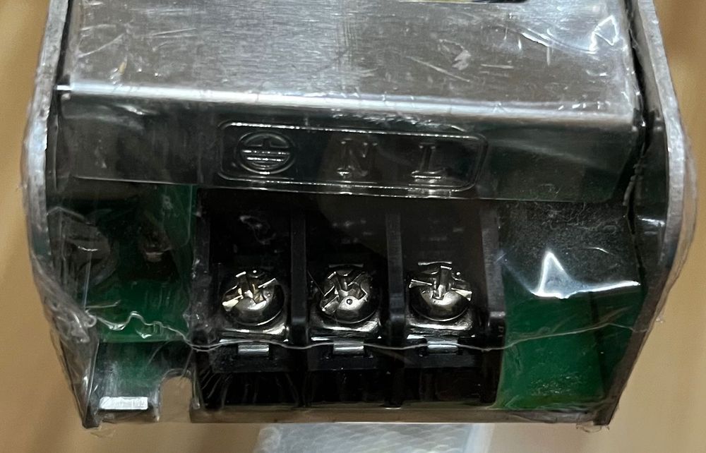 Захранване за светещи табели