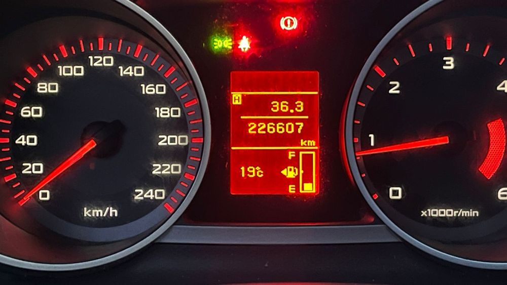 Mitibishi outlander 4x4 7locuri