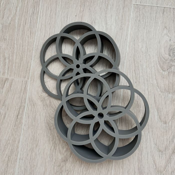 Продам опору для дверей.