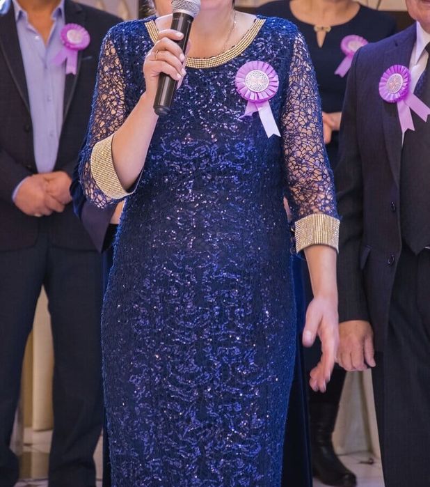 Распродажа красивых вечерних платьев