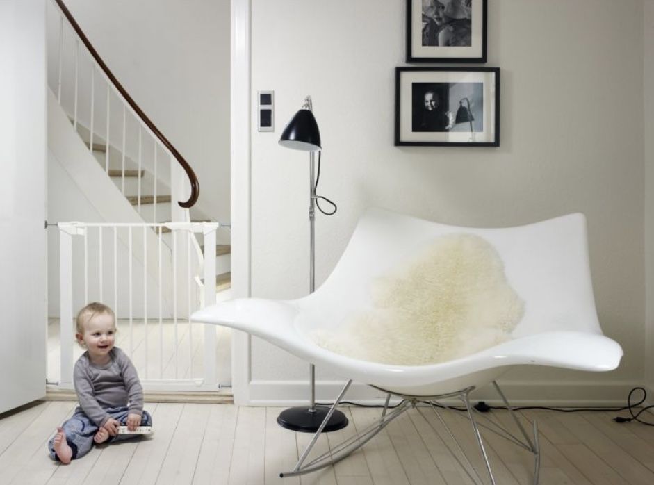 Преграда - оградка за стълбище, черна