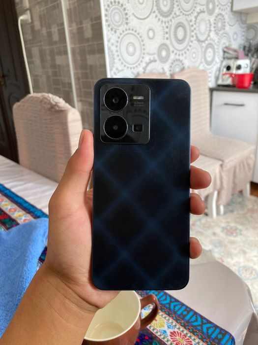 Смартфон Vivo y 35