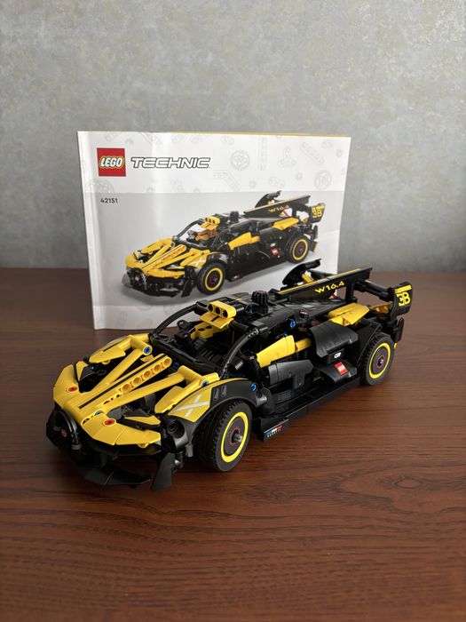 Lego Technic Bugatti 42151