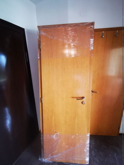 Интериорни врати с естествен фурнир!