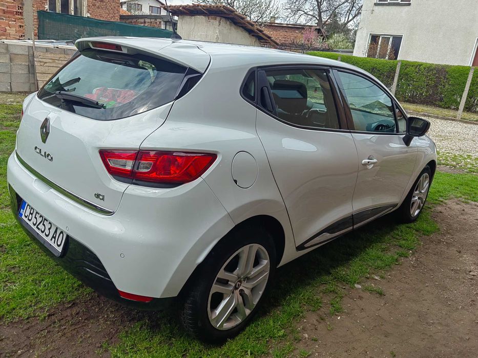 Продавам рено клио 4