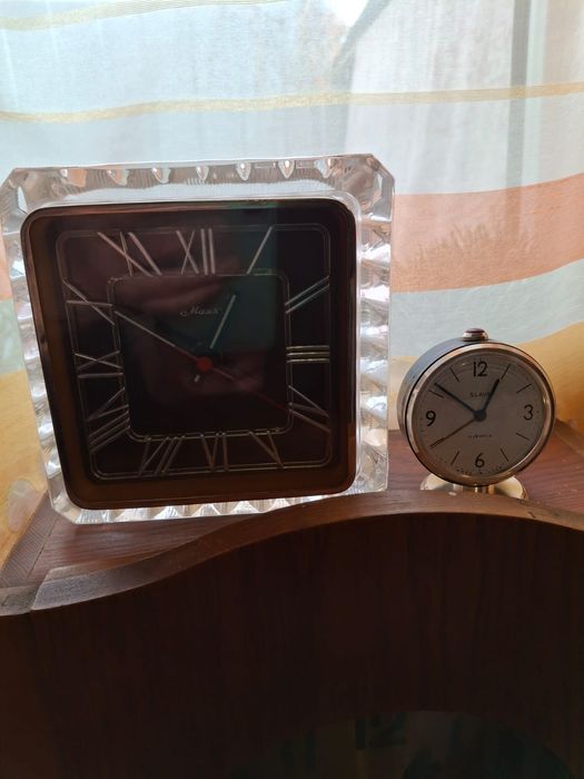 Продам часы с боем.