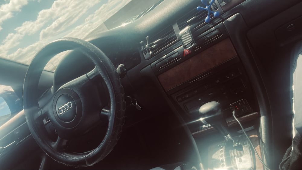 Продам автомобиль Audi a 6 caplya