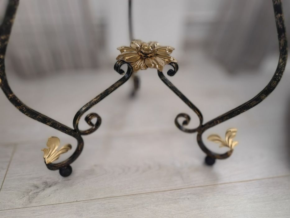 Masă de cafea din lemn și rășină epoxidică