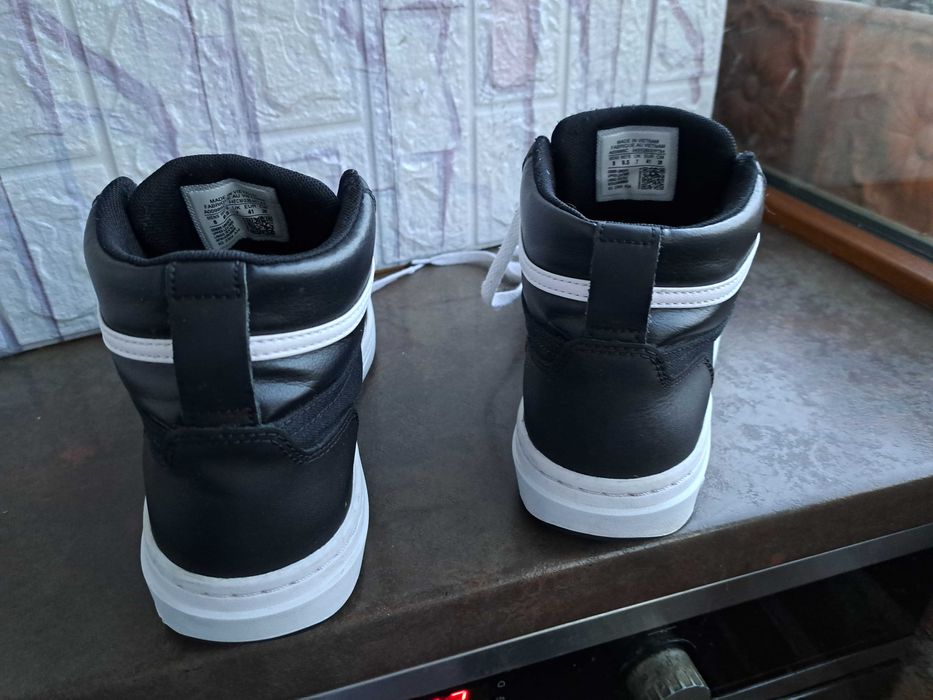 мъжки маратонки,кецове,спортни кожени обувки,,ном.41,Converse